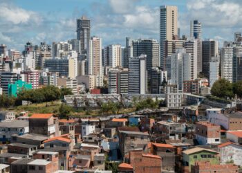 23 estados em alerta vermelho: apenas 4 vão fechar 2024 no azul; veja quais