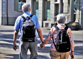Entenda por que os Baby Boomers são mais ricos que os Millennials